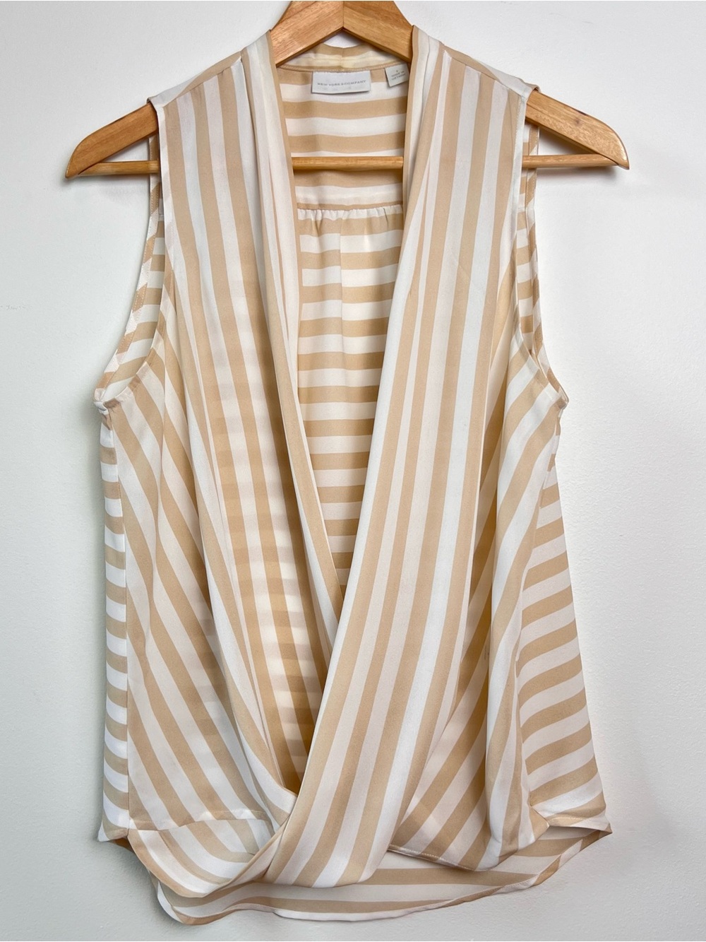 New York & Company Striped Twist Front Tank Blouse Women’s Small Beige White